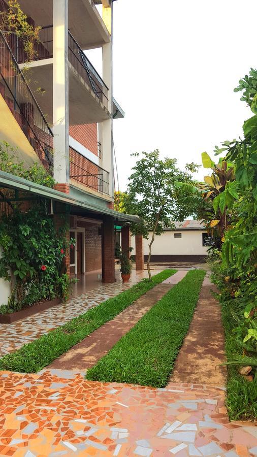 Apart Hotel Las Guayabas Puerto Iguazú Buitenkant foto